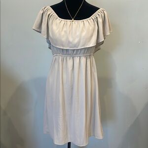 Elegant Off-Shoulder taupe Dress 80’s style